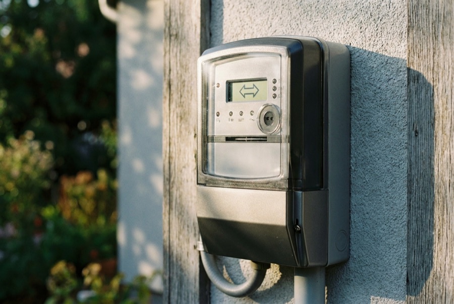 Medidor eléctrico bidireccional de la distribuidora